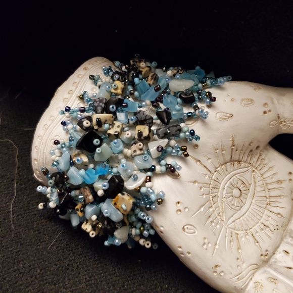 NWOT Set of 3 matching beaded bracelets - Picture 3 of 11